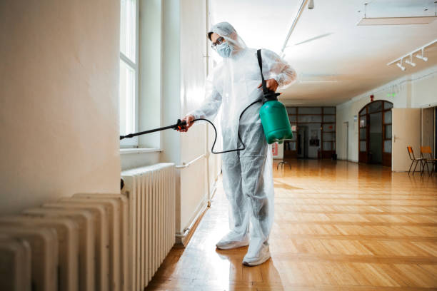 Best Commercial Pest Control Services  in Bladenboro, NC